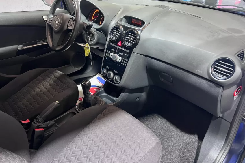 Opel Corsa 1.4 100 EDITION 5P GARANTI 12 MOIS