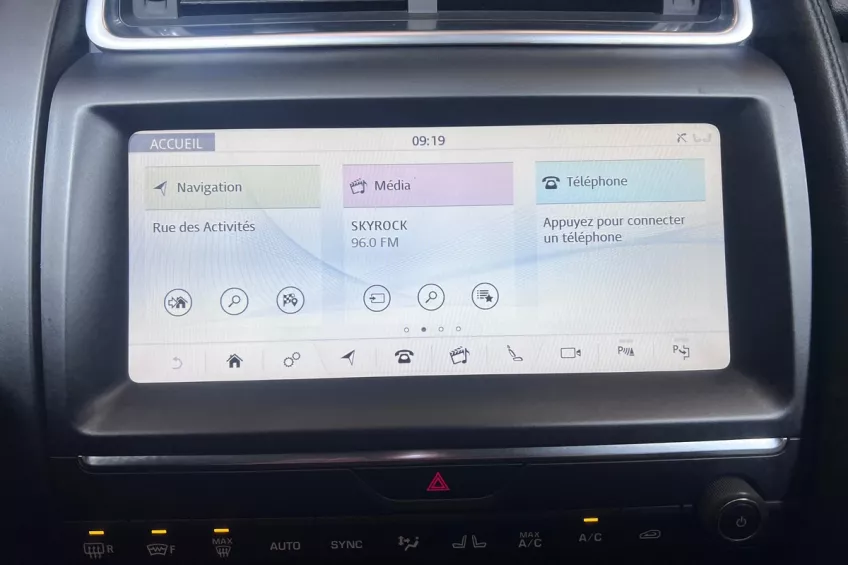 Jaguar E-Pace D180 AWD R-DYNAMIC S BVA GARANTI 12 M FAIBLE KILOMETRAGE