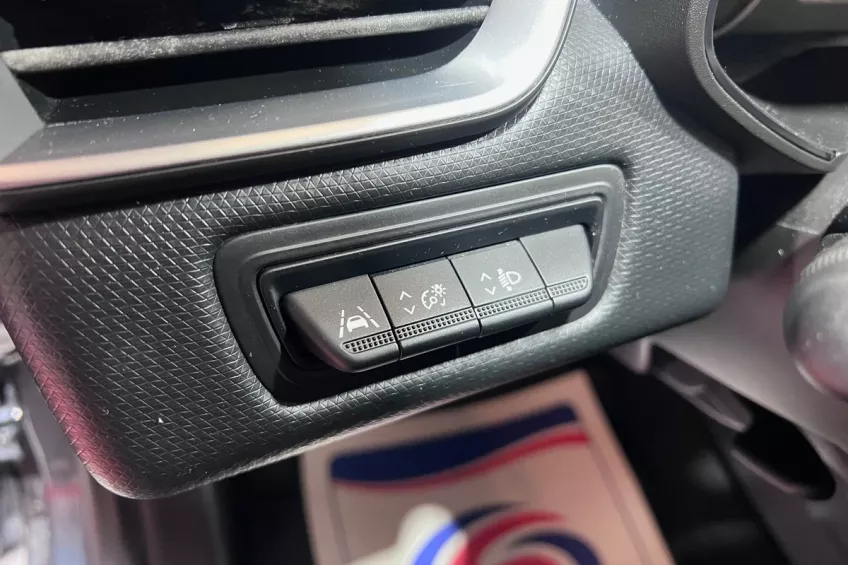 Renault Clio 1.0 TCE 100 ESSENCE GPL BUSINESS 