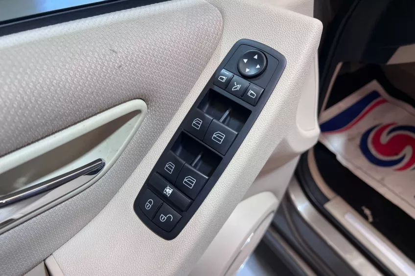 Mercedes Benz Classe A 160 AVANTGARDE GARANTI 12 M