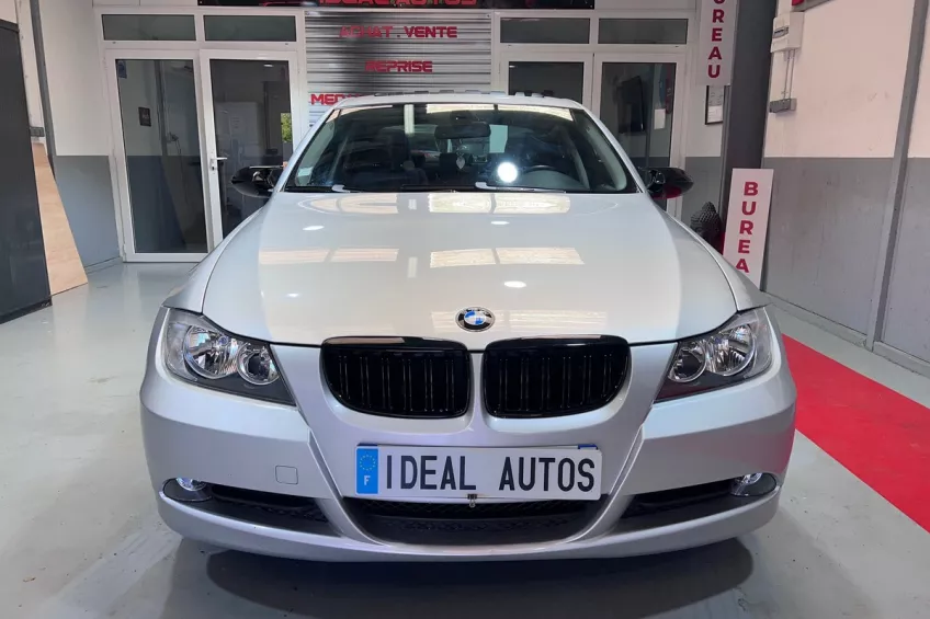 Bmw Serie 3 318i CONFORT BVA GARANTI 12 M