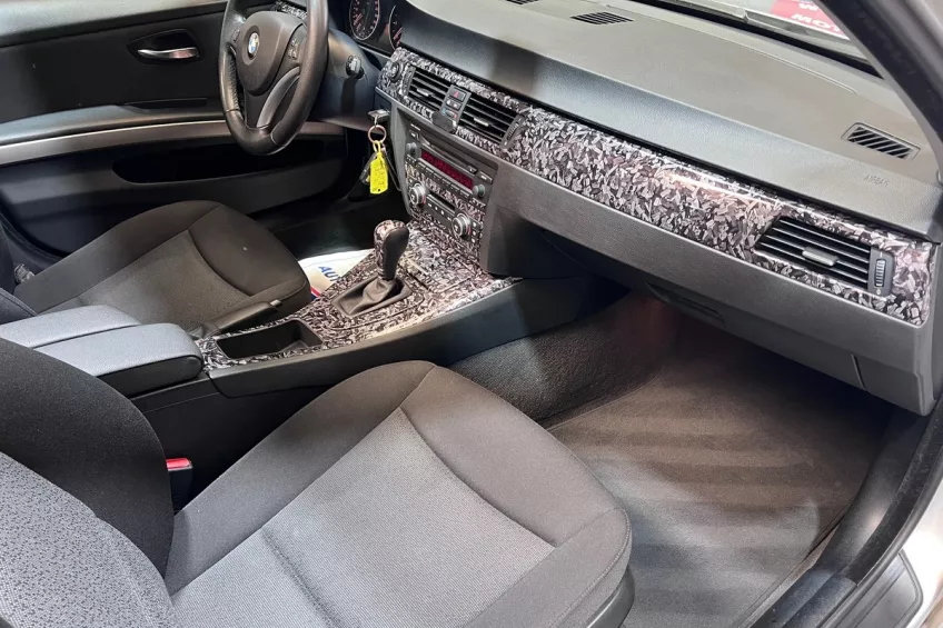 Bmw Serie 3 318i CONFORT BVA GARANTI 12 M