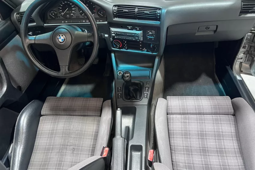 Bmw 320I E30 CABRIOLET