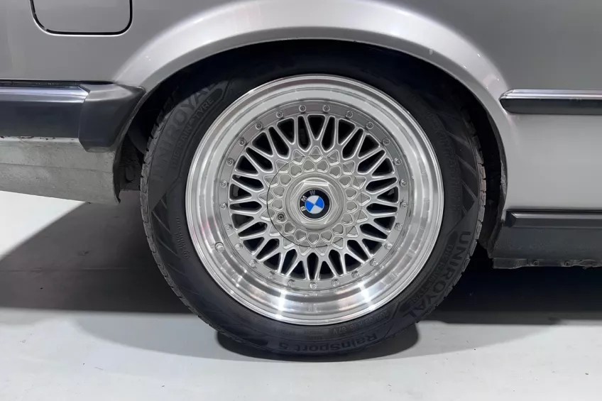 Bmw 320I E30 CABRIOLET