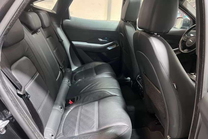 Jaguar E-Pace D180 AWD R-DYNAMIC S BVA GARANTIE 12 M FAIBLE KILOMETRAGE