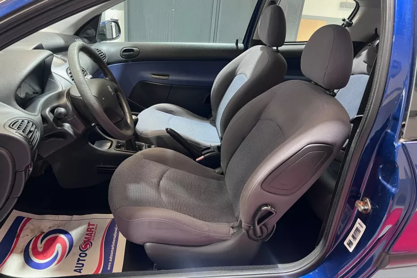 Peugeot 206 1.4 90 X LINE CLIM