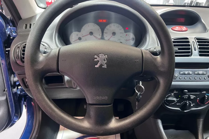 Peugeot 206 1.4 90 X LINE CLIM