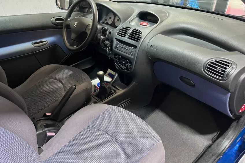 Peugeot 206 1.4 90 X LINE CLIM