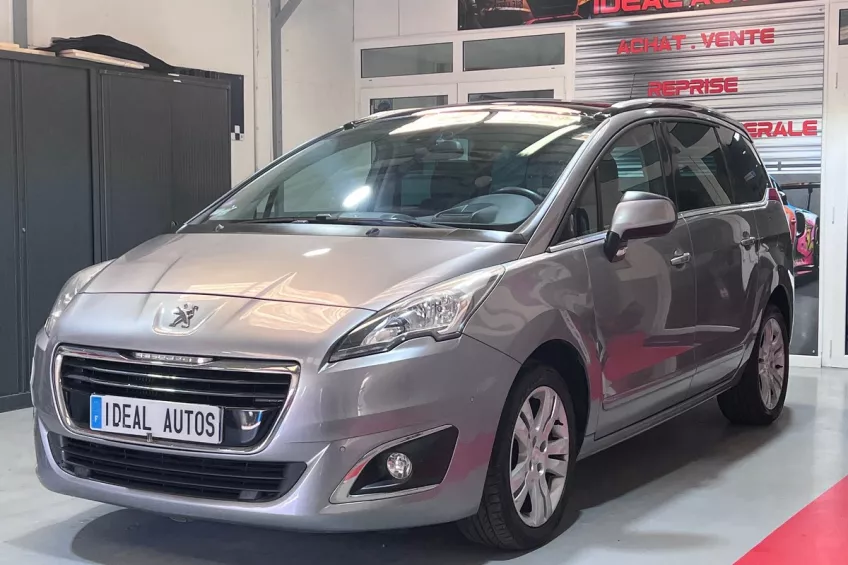 Peugeot 5008 1.2 PURETECH 130  ALLURE 7 PL MOTEUR NEUF