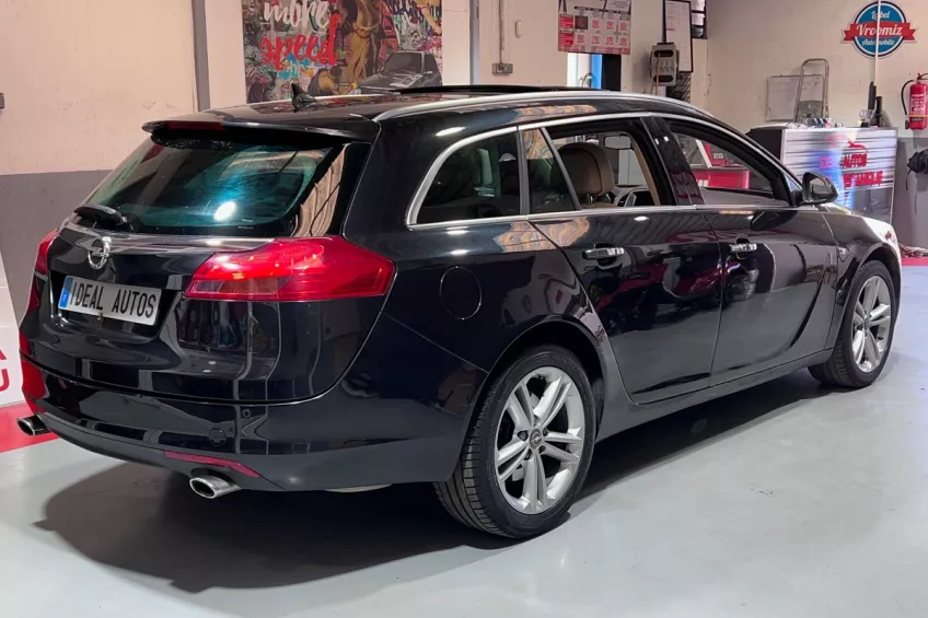 Opel Insignia TOURER 2.8 V6 260 TURBO COSMO 4X4