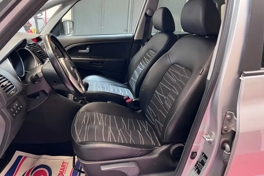 Kia Venga 1.6 CRDI 115 PREMIUM