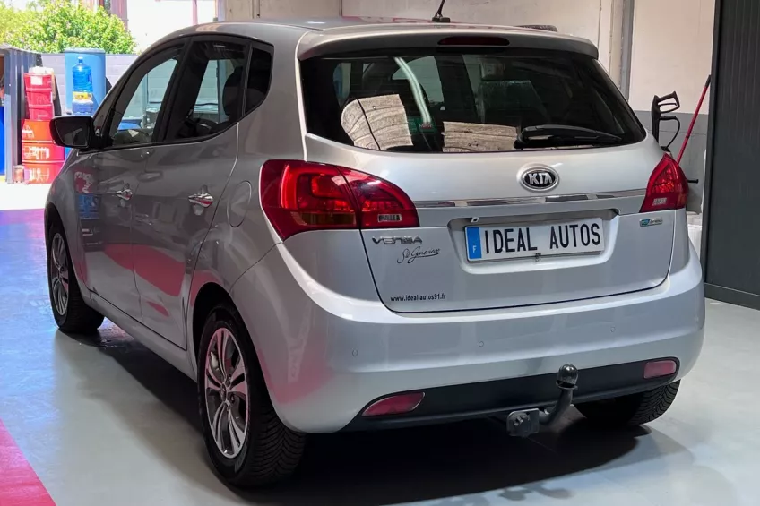 Kia Venga 1.6 CRDI 115 PREMIUM