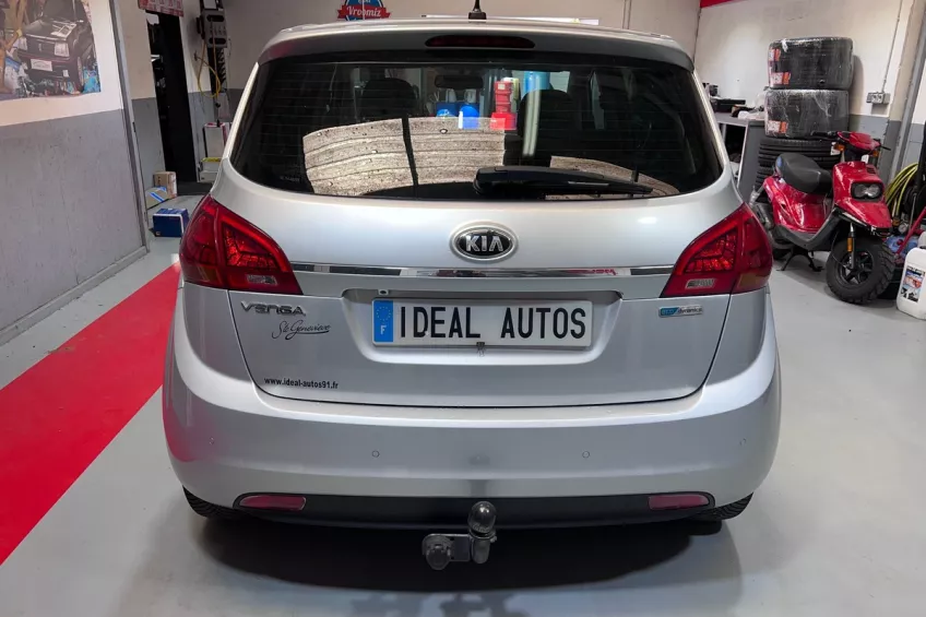 Kia Venga 1.6 CRDI 115 PREMIUM