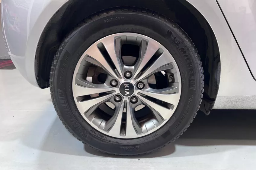 Kia Venga 1.6 CRDI 115 PREMIUM