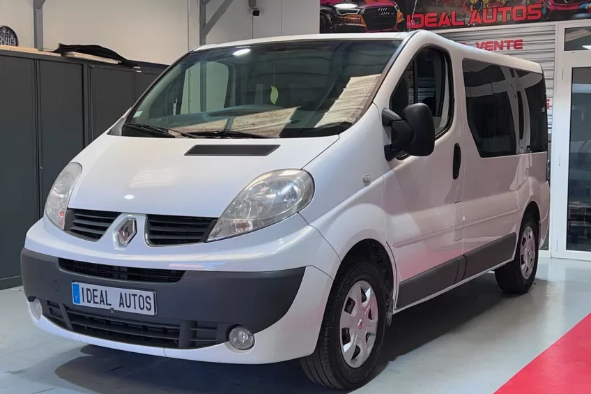 Renault Trafic 2.0 DCI 90 9 PLACES