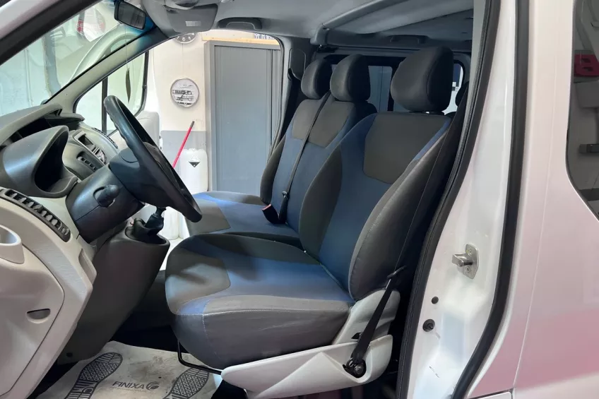 Renault Trafic 2.0 DCI 90 9 PLACES
