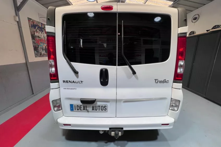 Renault Trafic 2.0 DCI 90 9 PLACES