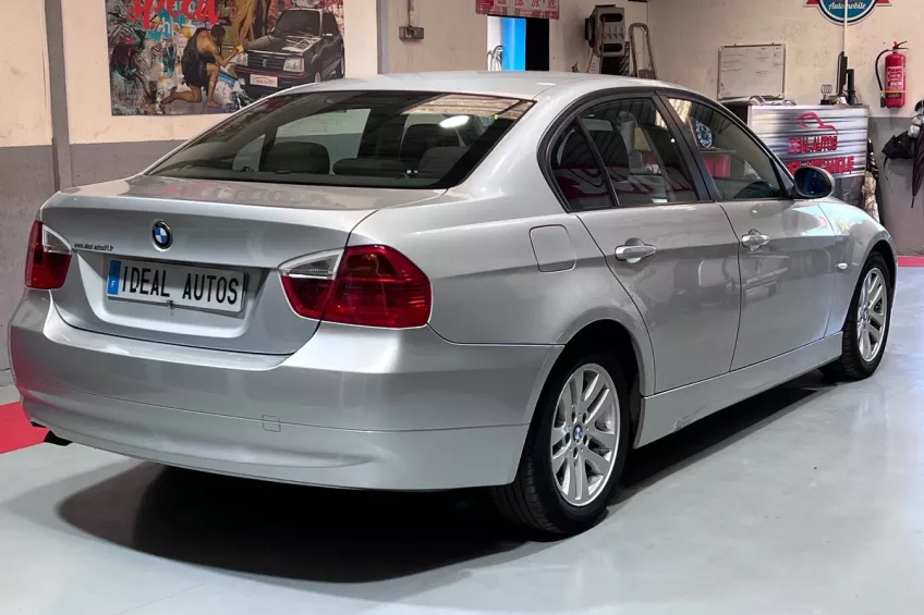 Bmw Serie 3 318 d 122 CONFORT