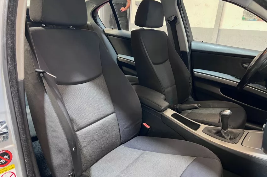 Bmw Serie 3 318 d 122 CONFORT GARANTIE 6 MOIS