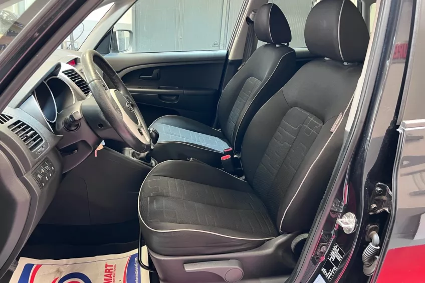 Kia Venga 1.4 CRDI 90 ACTIVE