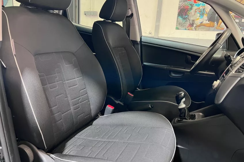Kia Venga 1.4 CRDI 90 ACTIVE