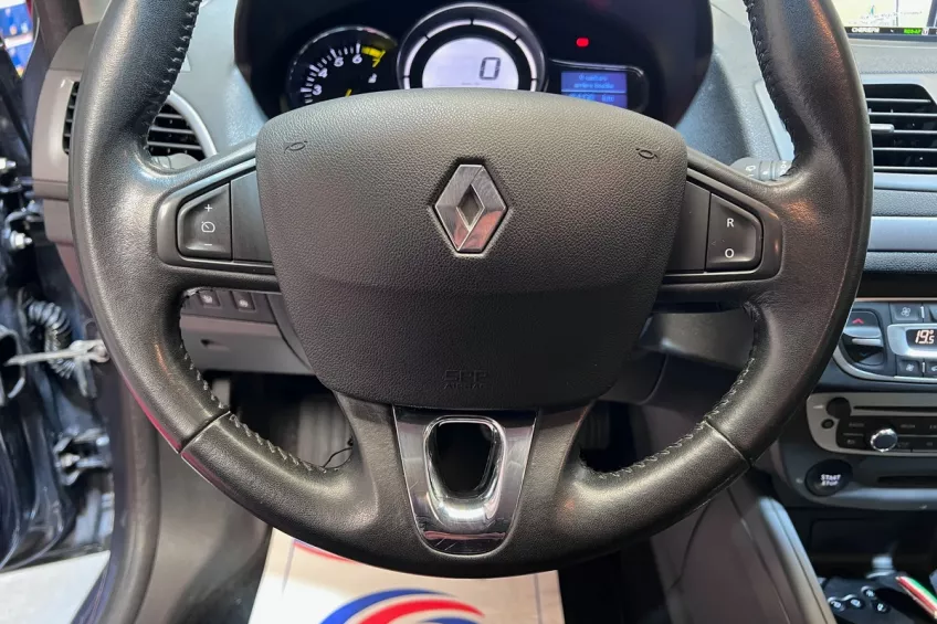 Renault Megane Estate 1.2 TCE 115 LIMITED GARANTI 12 MOIS