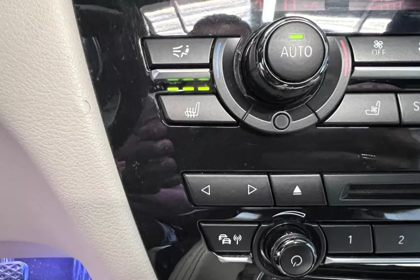 Bmw X6 M50D 381 PERFORMANCE GARANTI 12 MOIS