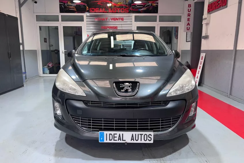 Peugeot 308 1.6 HDI 110 PREMIUM