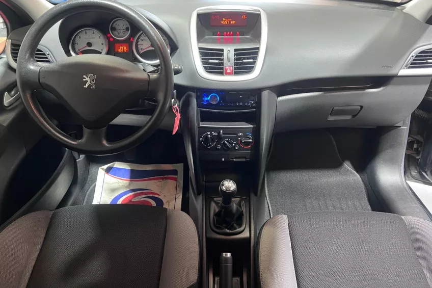 Peugeot 207 1.4 75 URBAN