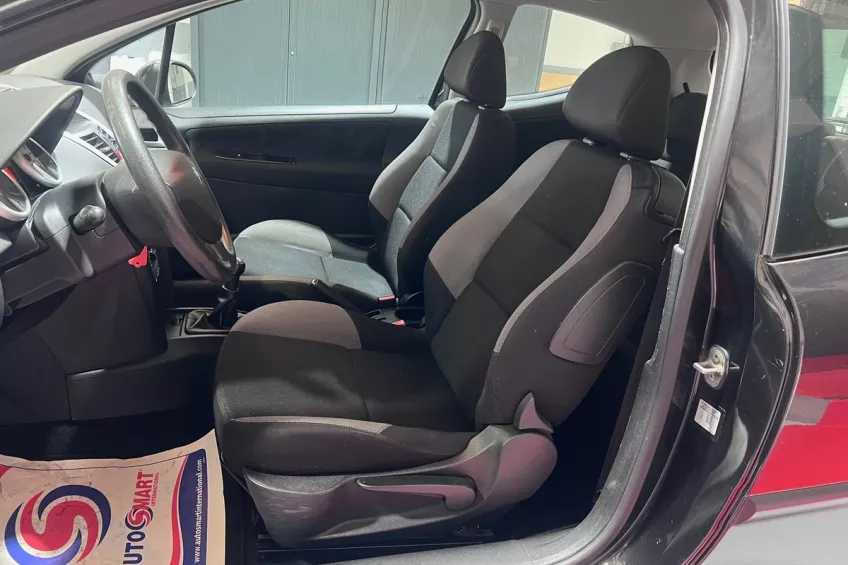 Peugeot 207 1.4 75 URBAN