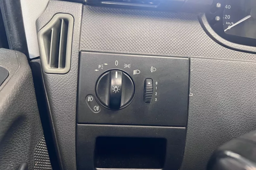 Mercedes Benz VITO 110 CDI 9 PLACES TVA RECUPERABLE