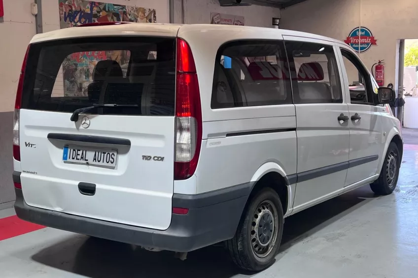 Mercedes Benz VITO 110 CDI 9 PLACES TVA RECUPERABLE GARANTIE 12 M