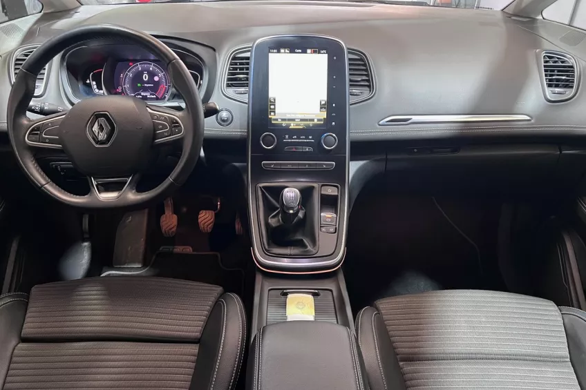 Renault Scenic TCE 140 INTENS