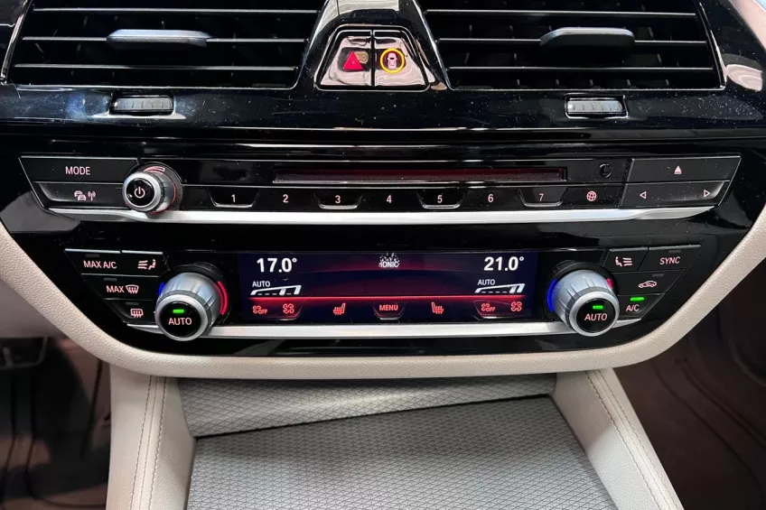 Bmw Serie 5 TOURING 530D XDRIVE 265 M SPORT BVA8 GARANTIE 12 MOIS