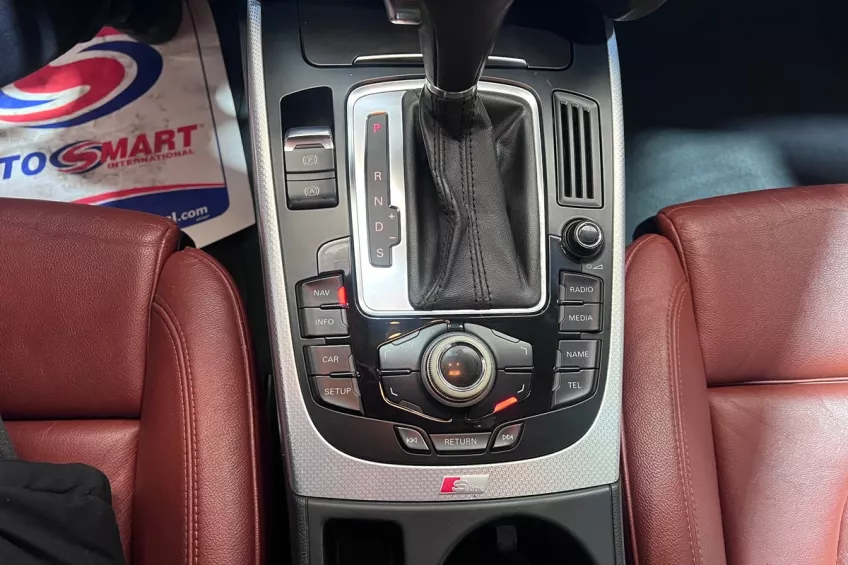 Audi A4 AVANT 2.0 TDI 143 S LINE MULTITRONIC