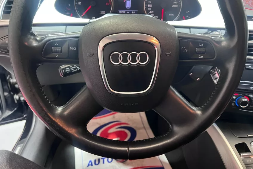 Audi A4 AVANT 2.0 TDI 143 S LINE MULTITRONIC