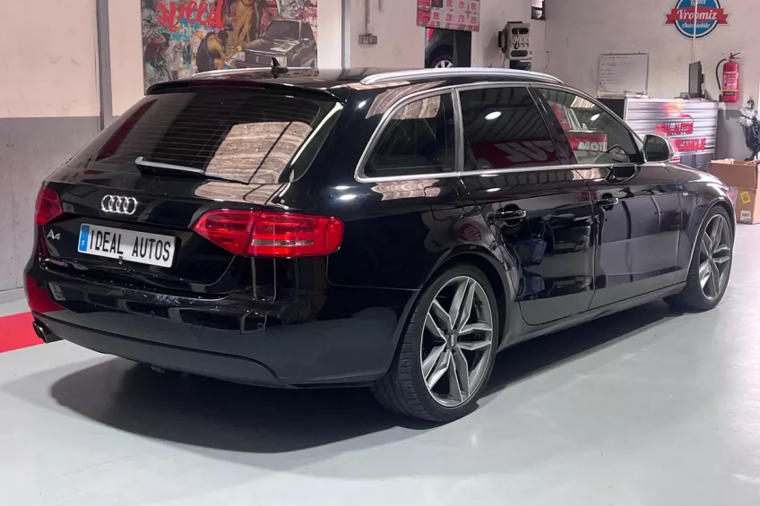 Audi A4 AVANT 2.0 TDI 143 S LINE MULTITRONIC