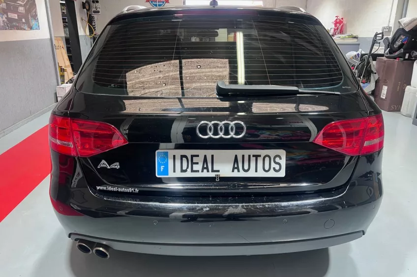 Audi A4 AVANT 2.0 TDI 143 S LINE MULTITRONIC