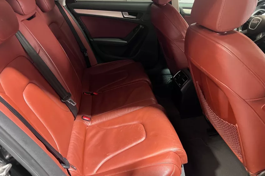 Audi A4 AVANT 2.0 TDI 143 S LINE MULTITRONIC