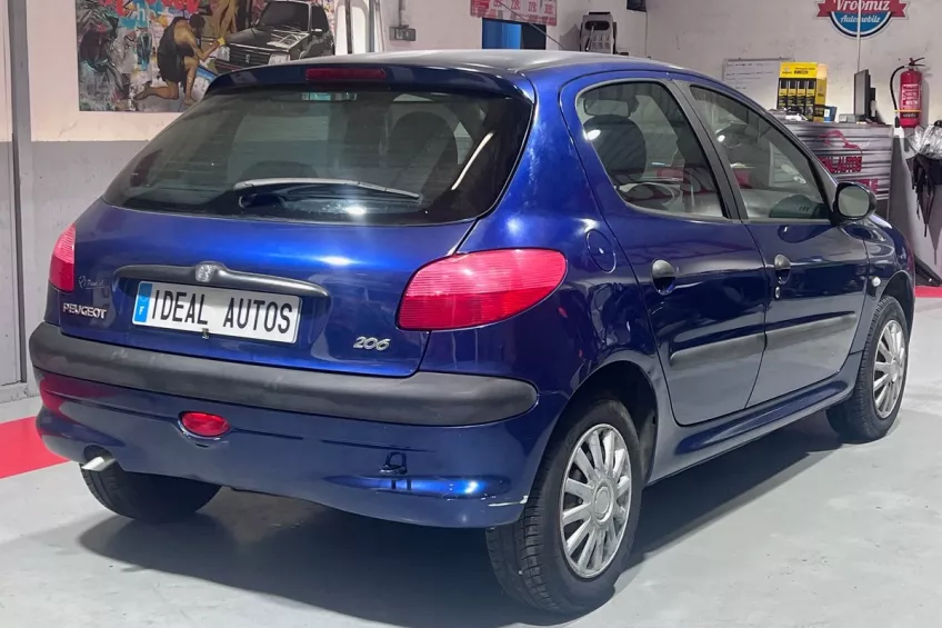 Peugeot 206 1.4 75 XT PACK CLIM