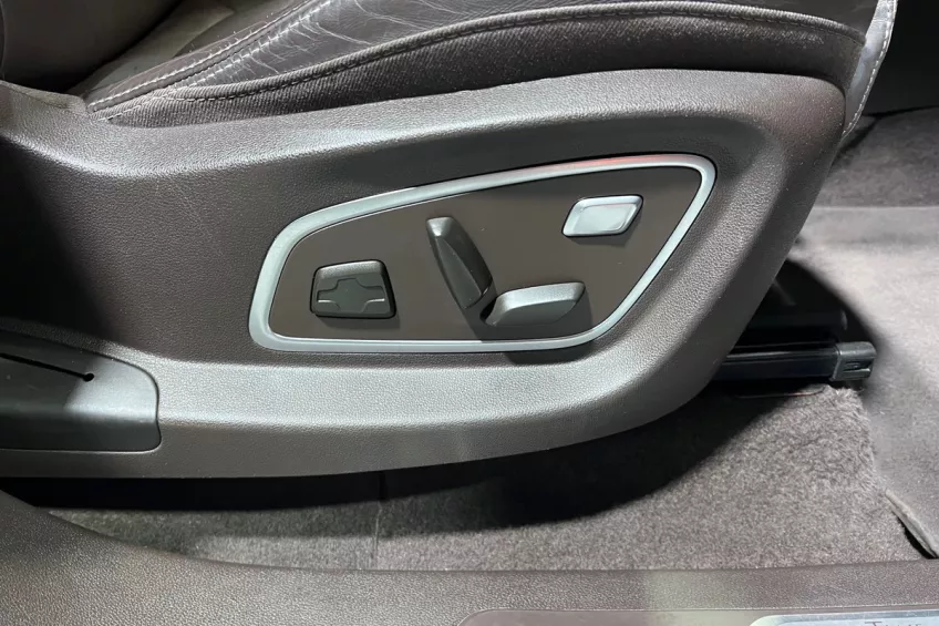 Renault Espace 5 DCI 160 INITIALE PARIS 7 PLACES