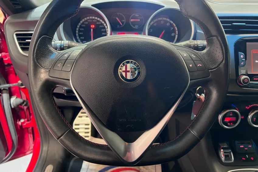 Alfa Romeo Giulietta 1.4 MULTIAIR 170 EXCLUSIVE GARANTI