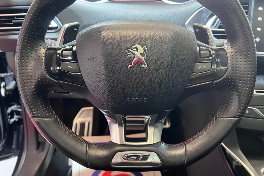 Peugeot 308 2.0 HDI 180 GT