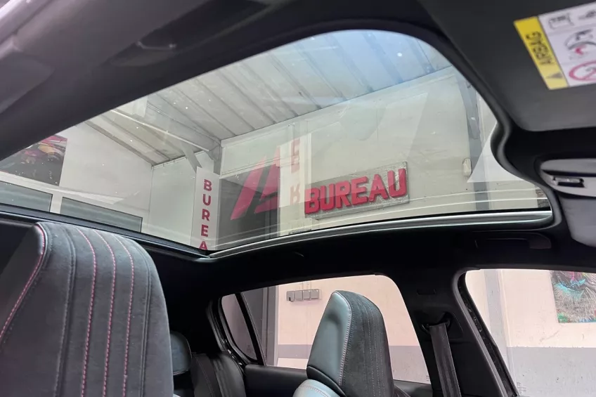 Peugeot 308 2.0 HDI 180 GT