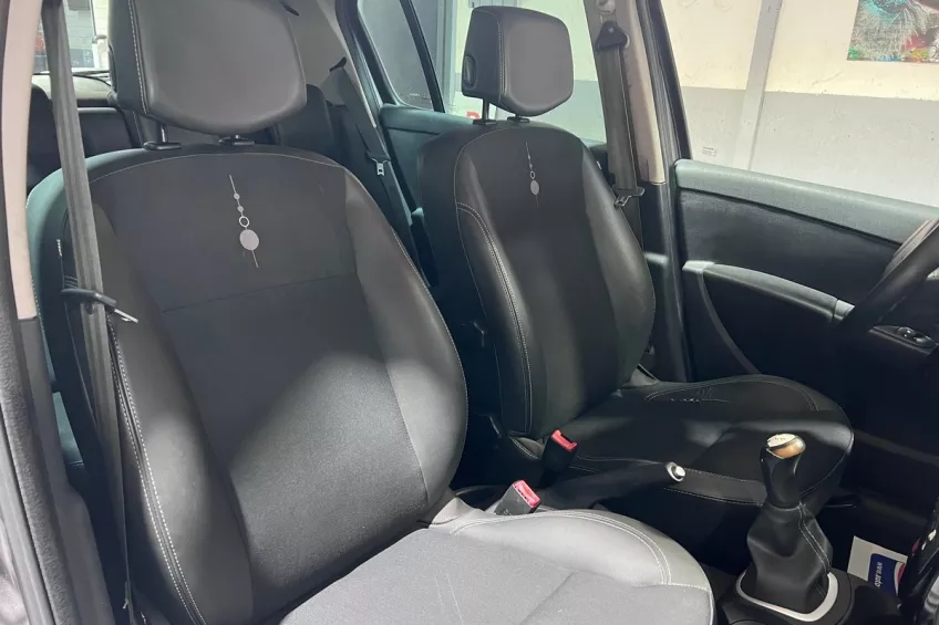 Renault Clio 3 1.5 DCI 75 EXPRESSION CLIM