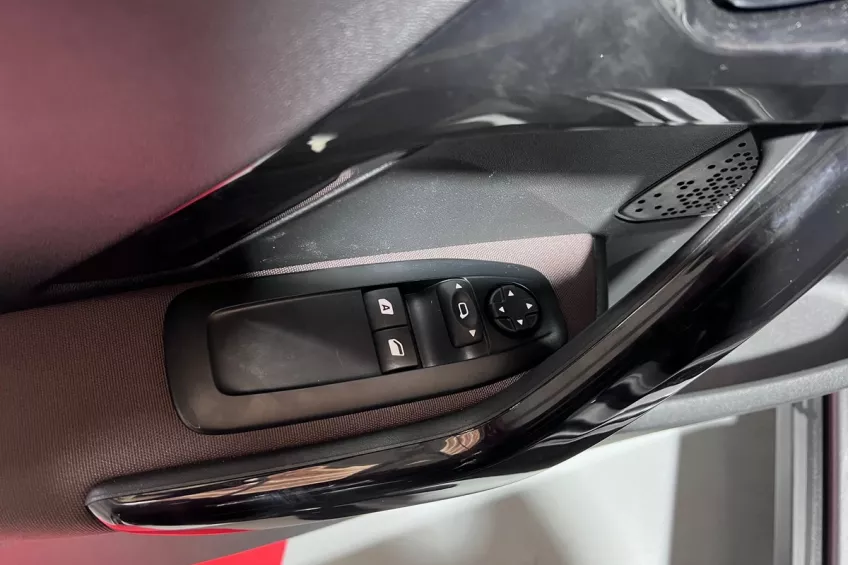 Peugeot 2008 1.2 PURETECH 82 ACTIVE ETG5 12 MOIS GARANTIE  KILOMETRAGE CERTIFIER