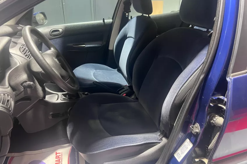 Peugeot 206 1.4 75 XT PACK CLIM GARANTI 12 MOIS