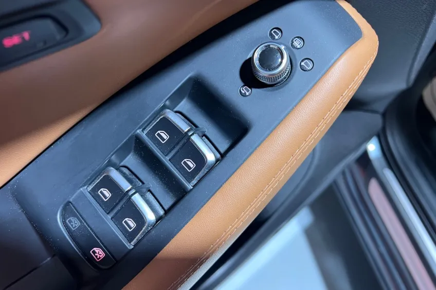 Audi SQ5 3.0 V6 BITDI 326 QUATTRO COMPETITION TIPTRONIC 8