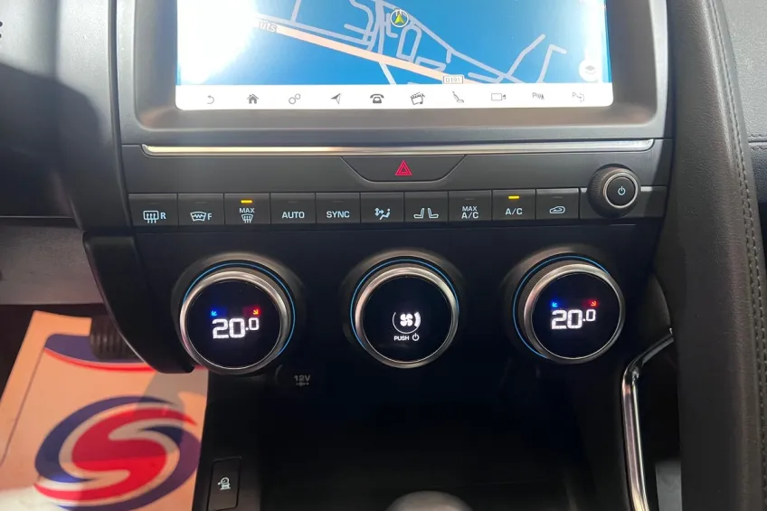 Jaguar E-Pace 2.0d 180 R DYNAMIC S AWD GARANTIE 12 MOIS