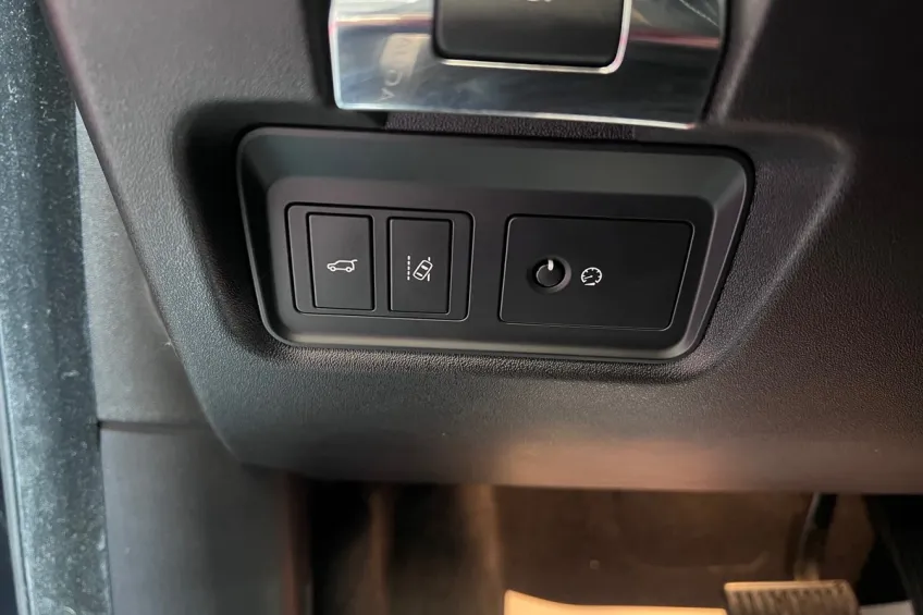 Jaguar E-Pace 2.0d 180 R DYNAMIC S AWD GARANTIE 12 MOIS